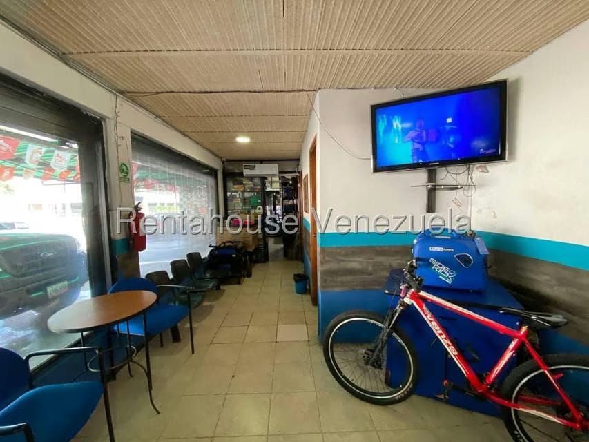 Comercial (Local Comercial) en Venta en Tierra Negra, Zulia - 12