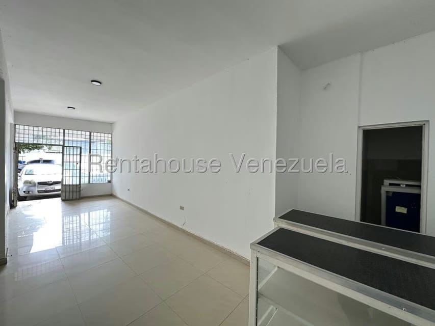 Comercial (Local Comercial) en Alquiler en Centro, Falcon - 2