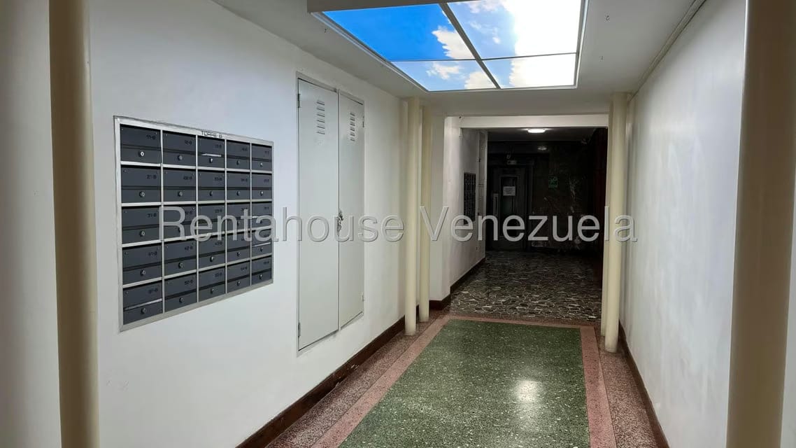 Apartamento (1 Nivel) en Alquiler en Altamira, Distrito Metropolitano - 20