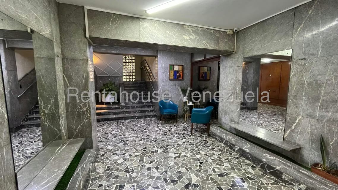 Apartamento (1 Nivel) en Alquiler en Altamira, Distrito Metropolitano - 3