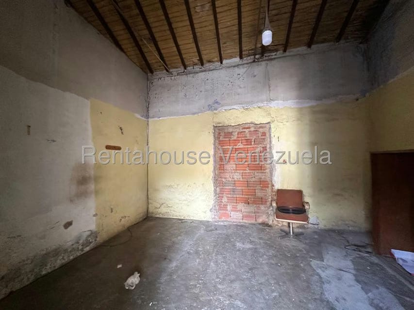 Casa (1 Nivel) en Venta en Zona Centro, Aragua - 5