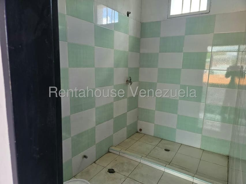 Comercial (Local Comercial) en Alquiler en Nueva Segovia, Lara - 6