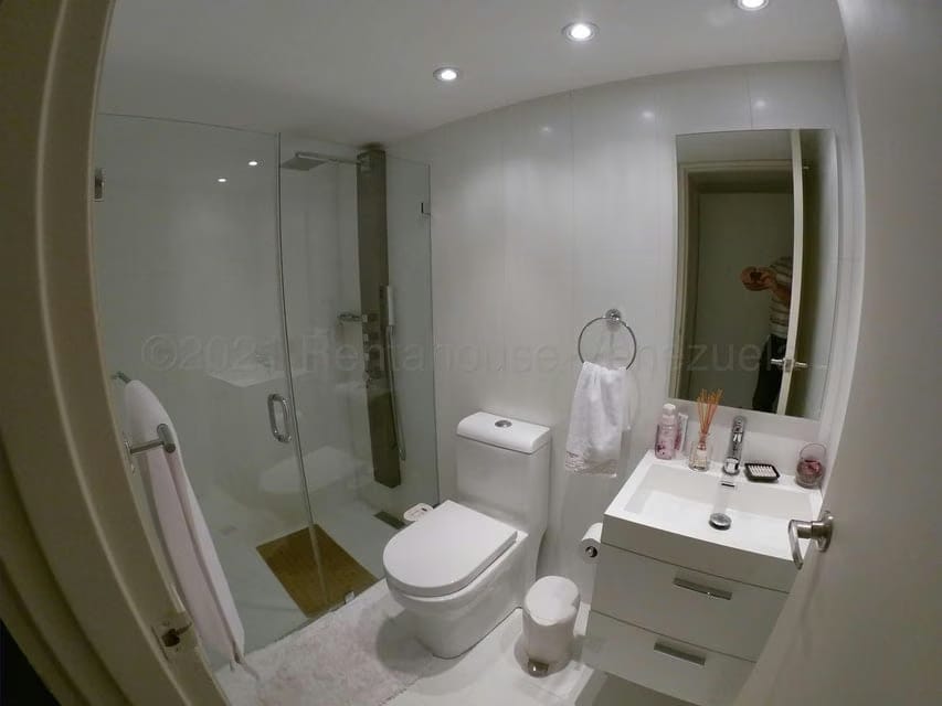 Apartamento (Duplex) en Venta en Los Palos Grandes, Distrito Metropolitano - 12