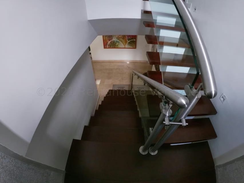 Apartamento (Duplex) en Venta en Los Palos Grandes, Distrito Metropolitano - 21