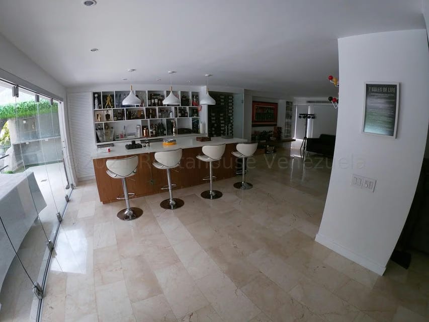 Apartamento (Duplex) en Venta en Los Palos Grandes, Distrito Metropolitano - 22
