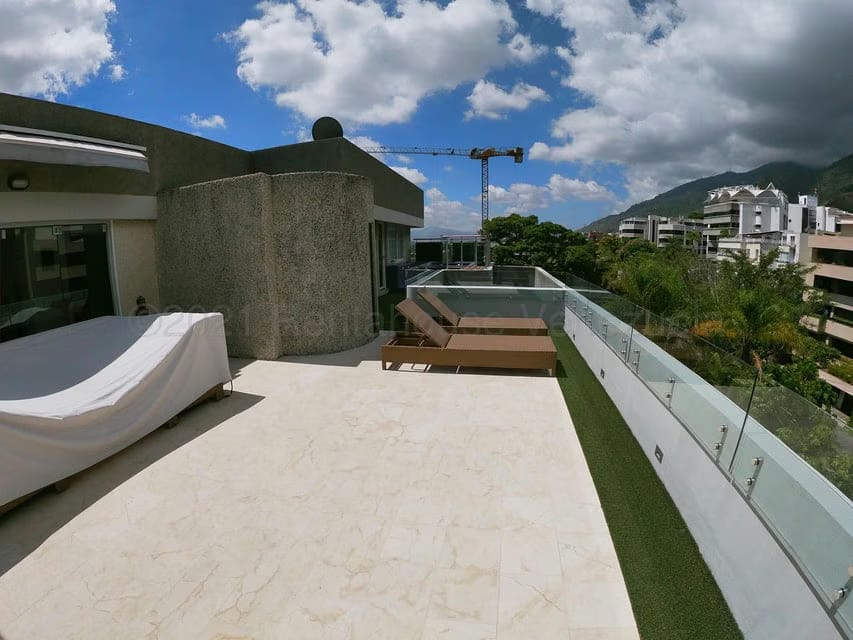 Apartamento (Duplex) en Venta en Los Palos Grandes, Distrito Metropolitano - 27