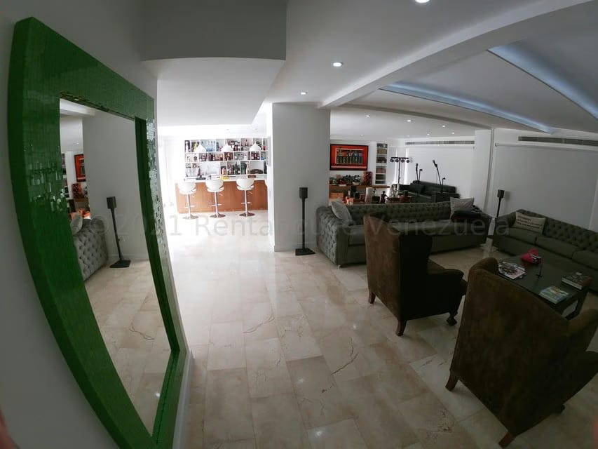 Apartamento (Duplex) en Venta en Los Palos Grandes, Distrito Metropolitano - 36