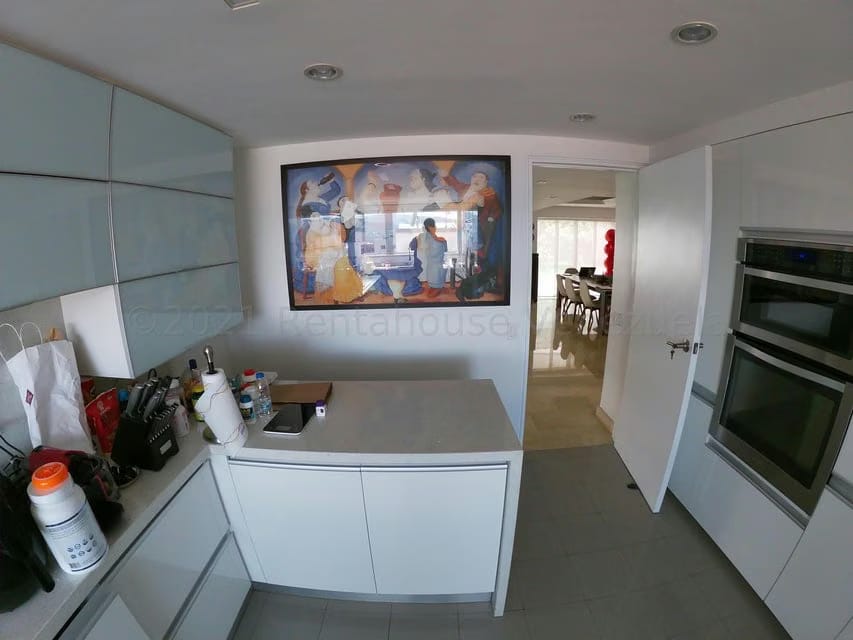 Apartamento (Duplex) en Venta en Los Palos Grandes, Distrito Metropolitano - 46
