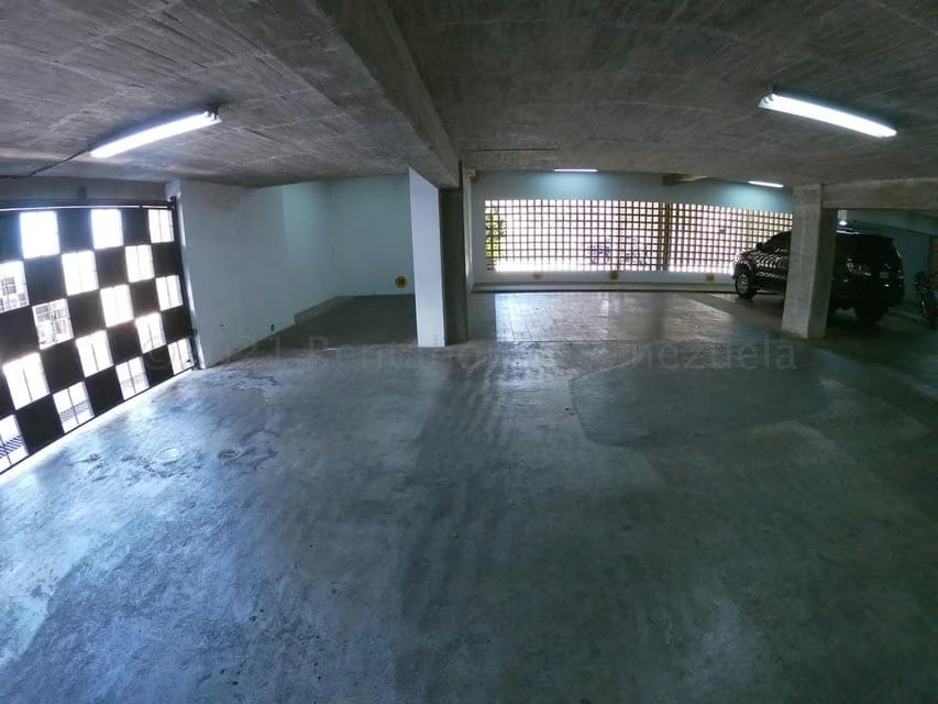 Apartamento (Duplex) en Venta en Los Palos Grandes, Distrito Metropolitano - 53
