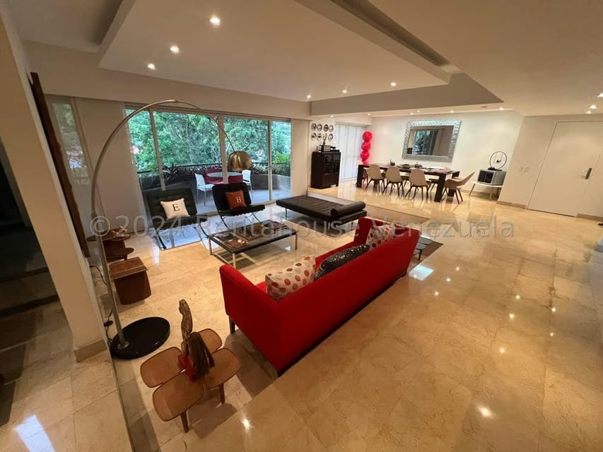 Apartamento (Duplex) en Venta en Los Palos Grandes, Distrito Metropolitano - 57