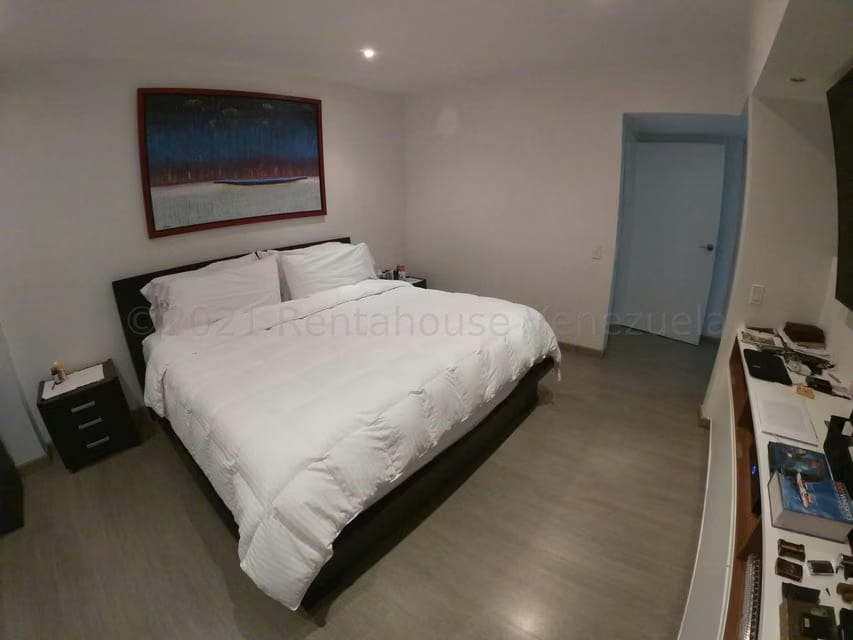 Apartamento (Duplex) en Venta en Los Palos Grandes, Distrito Metropolitano - 7