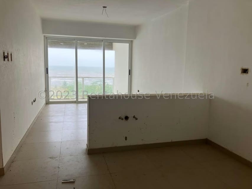 Apartamento (1 Nivel) en Venta en Agua Sal, Miranda - 12