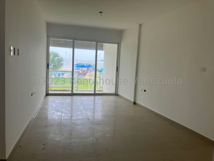 Apartamento (1 Nivel) en Venta en Agua Sal, Miranda - 4