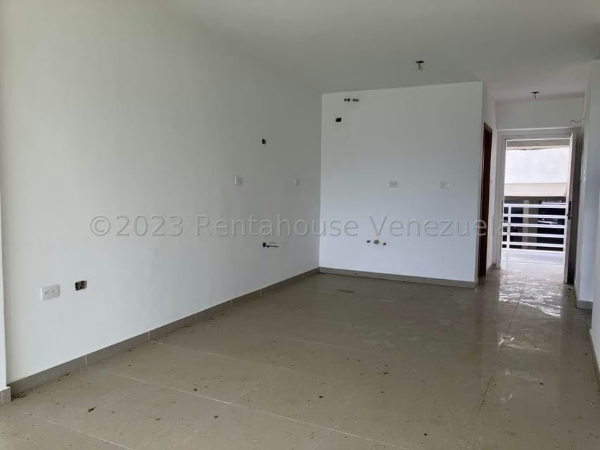 Apartamento (1 Nivel) en Venta en Agua Sal, Miranda - 8