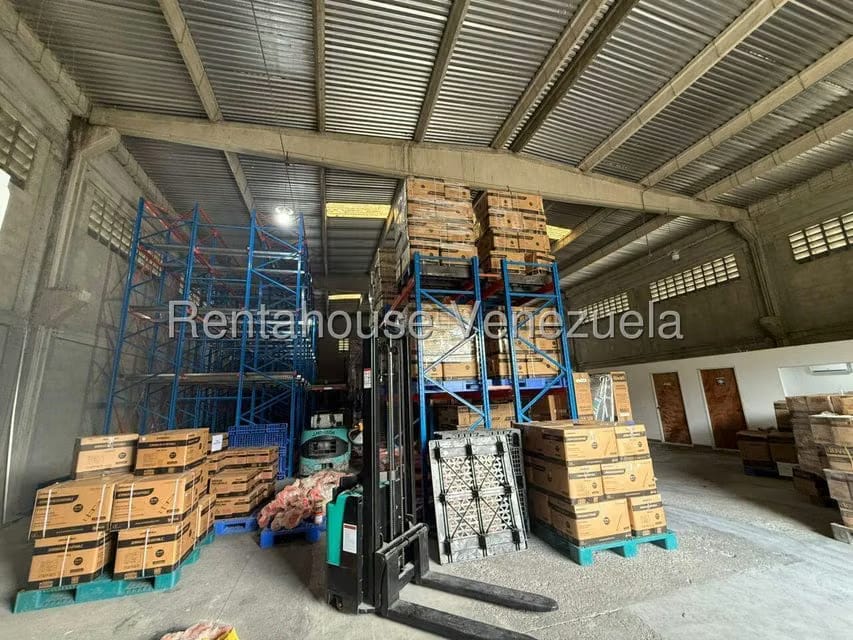 Comercial (Galpon - Deposito) en Venta en Guatire, Miranda - 13