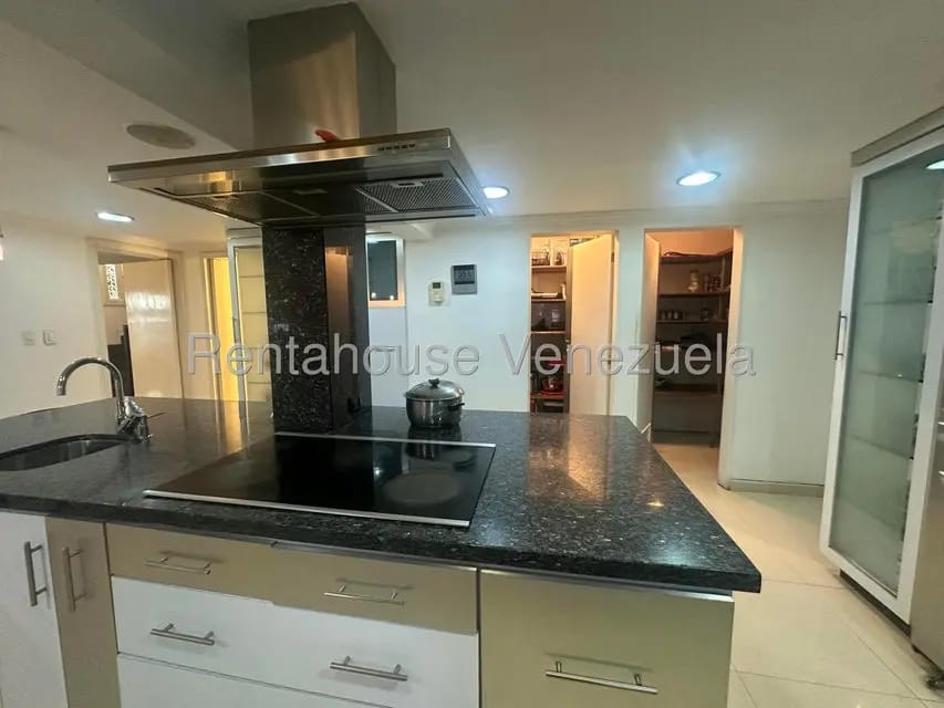 Casa (Multipes Niveles) en Venta en La Lagunita Country Club, Distrito Metropolitano - 44