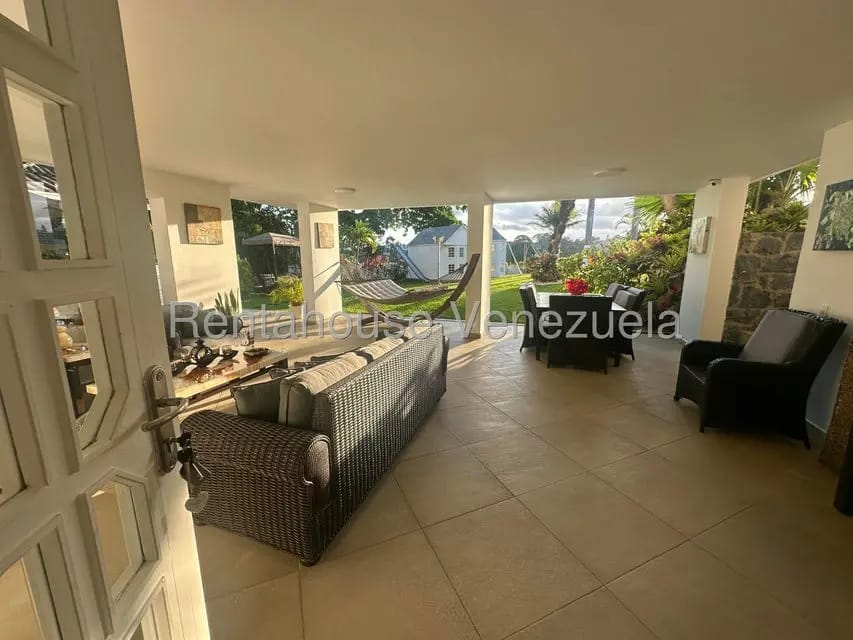 Casa (Multipes Niveles) en Venta en La Lagunita Country Club, Distrito Metropolitano - 53
