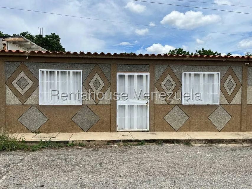 Comercial (Local Comercial) en Venta en Municipio Torres, Lara - 2