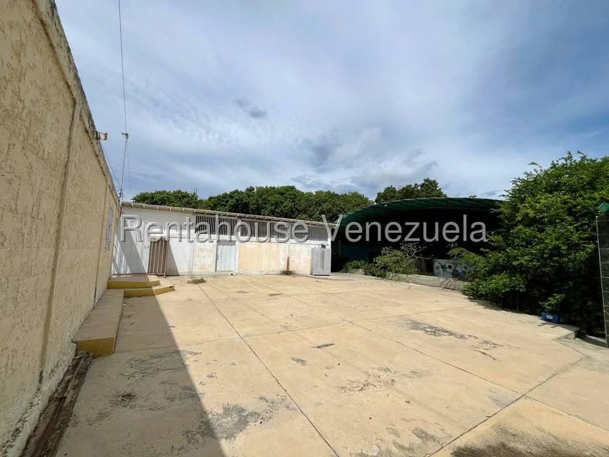 Comercial (Local Comercial) en Venta en Municipio Torres, Lara - 4