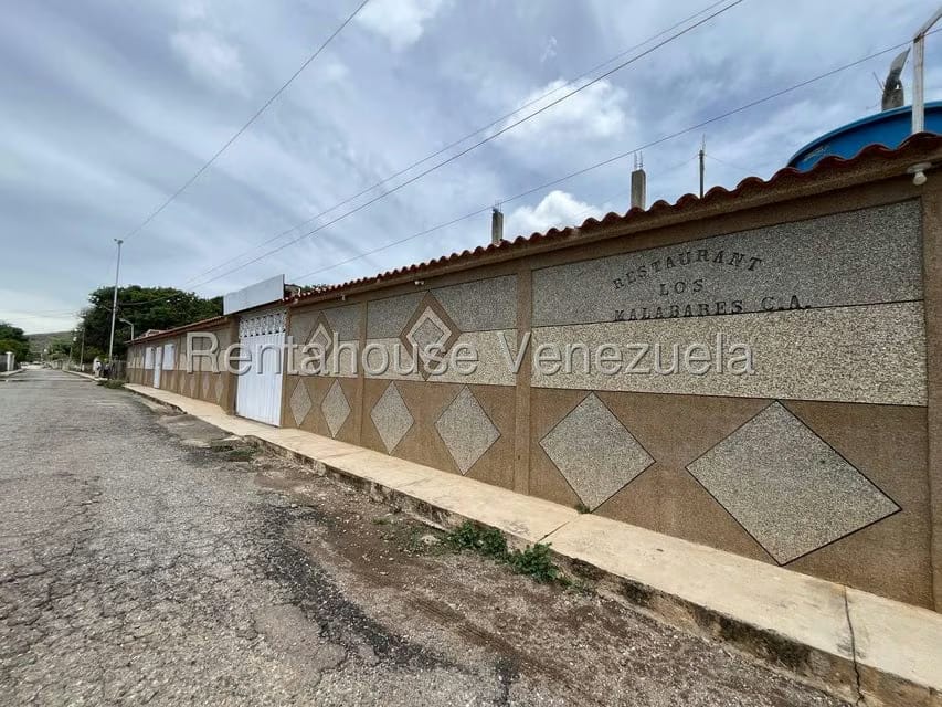 Comercial (Local Comercial) en Venta en Municipio Torres, Lara - 44