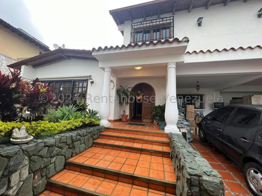 Casa (Duplex) en Alquiler en La Tahona, Distrito Metropolitano - 2