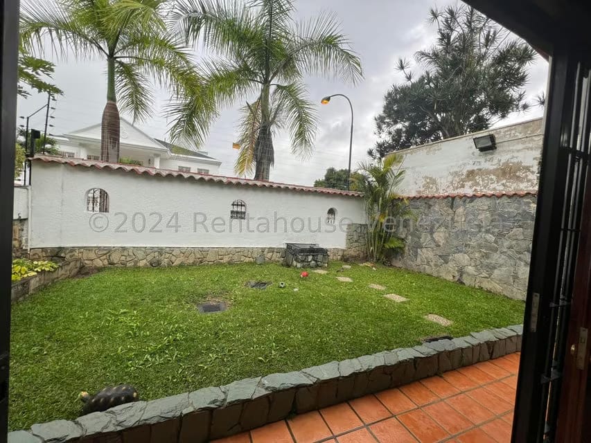 Casa (Duplex) en Alquiler en La Tahona, Distrito Metropolitano - 16