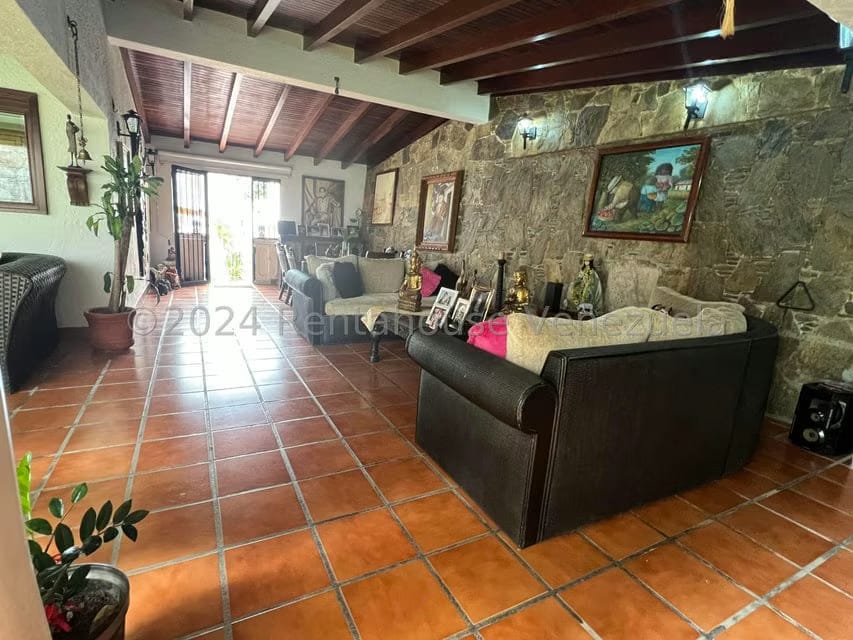Casa (Duplex) en Alquiler en La Tahona, Distrito Metropolitano - 38