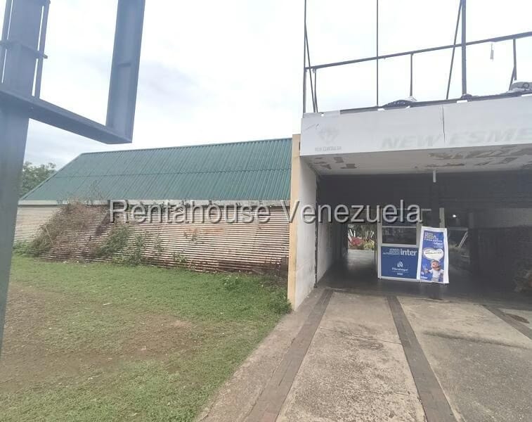 Comercial (Local Comercial) en Venta en La Esmeralda, Carabobo