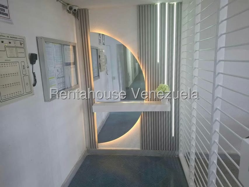 Apartamento (1 Nivel) en Venta en El Encantado, Distrito Metropolitano - 2