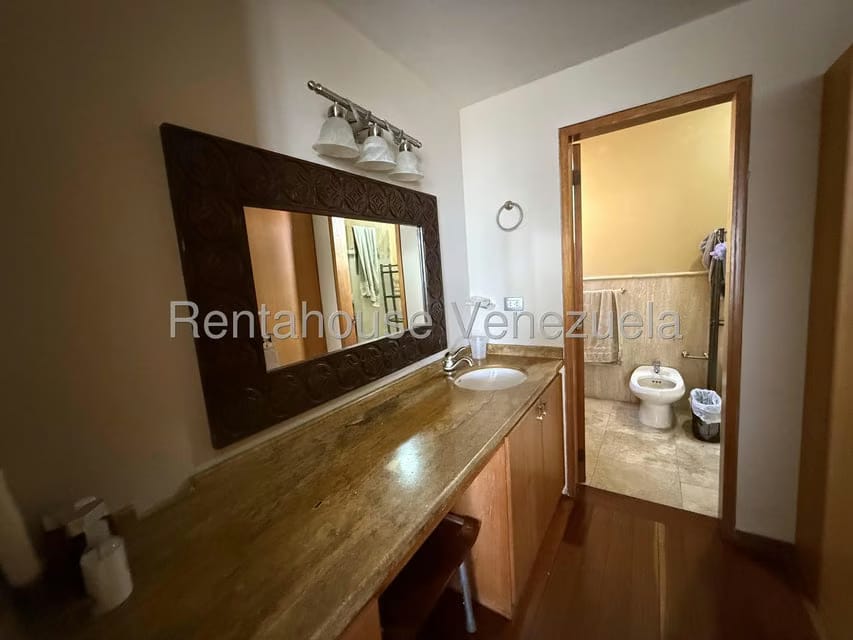 Apartamento (Multiples Niveles) en Venta en La Tahona, Distrito Metropolitano - 37