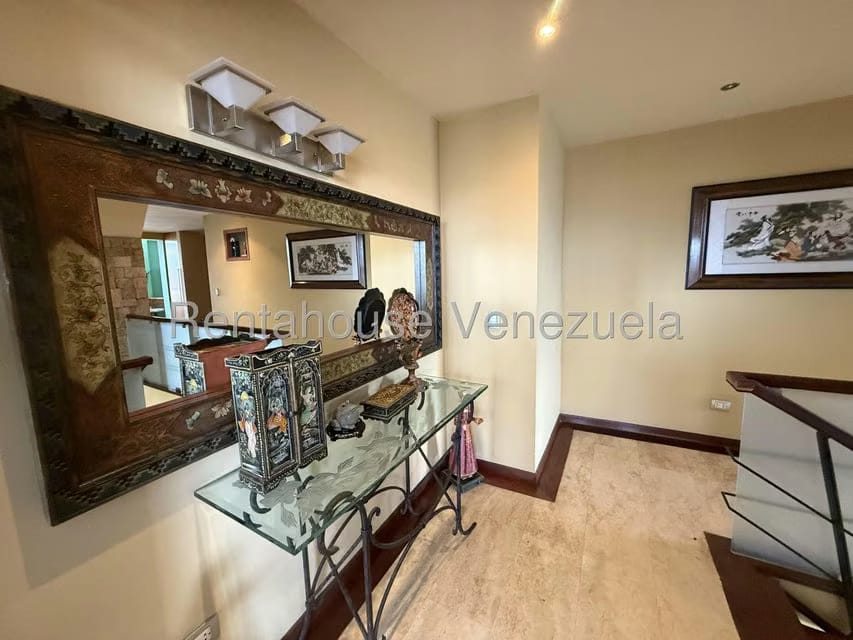 Apartamento (Multiples Niveles) en Venta en La Tahona, Distrito Metropolitano - 47