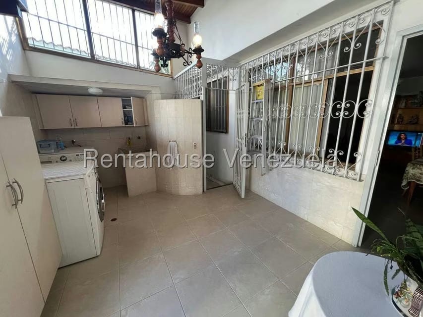 Casa (Multipes Niveles) en Venta en El Marques, Distrito Metropolitano - 18