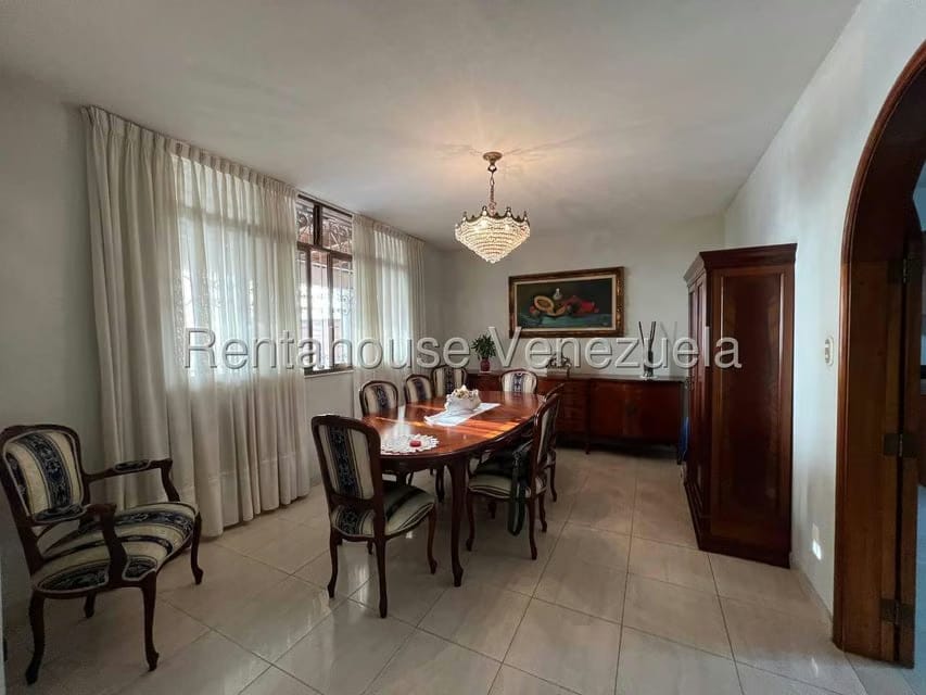 Casa (Multipes Niveles) en Venta en El Marques, Distrito Metropolitano - 4