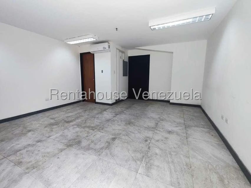 Comercial (Oficina) en Alquiler en La Urbina, Distrito Metropolitano - 5