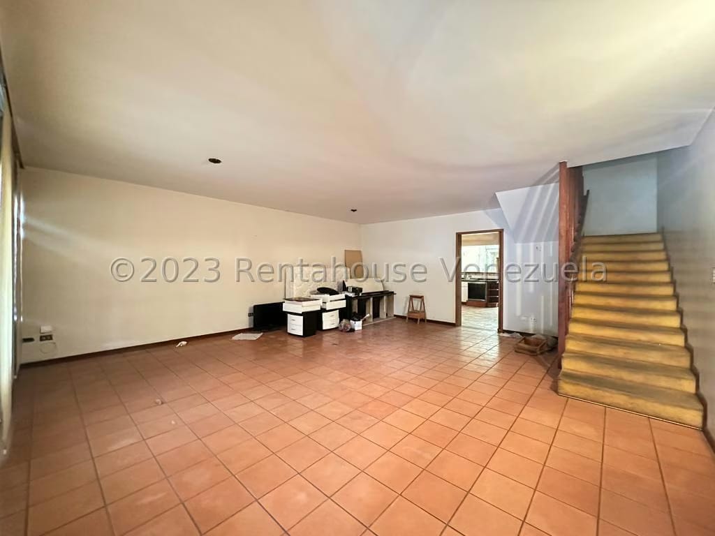 CASA EN VENTA-SELENE MARIN – MLS#23-27605 - 3