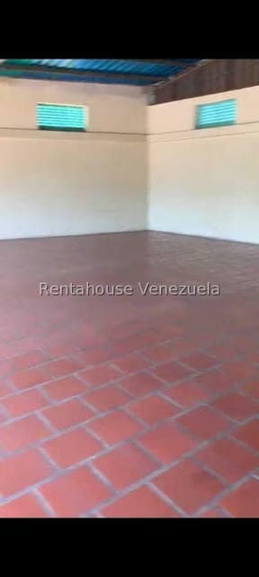 Comercial (Industrial) en Alquiler en Calle 43, Zulia - 14
