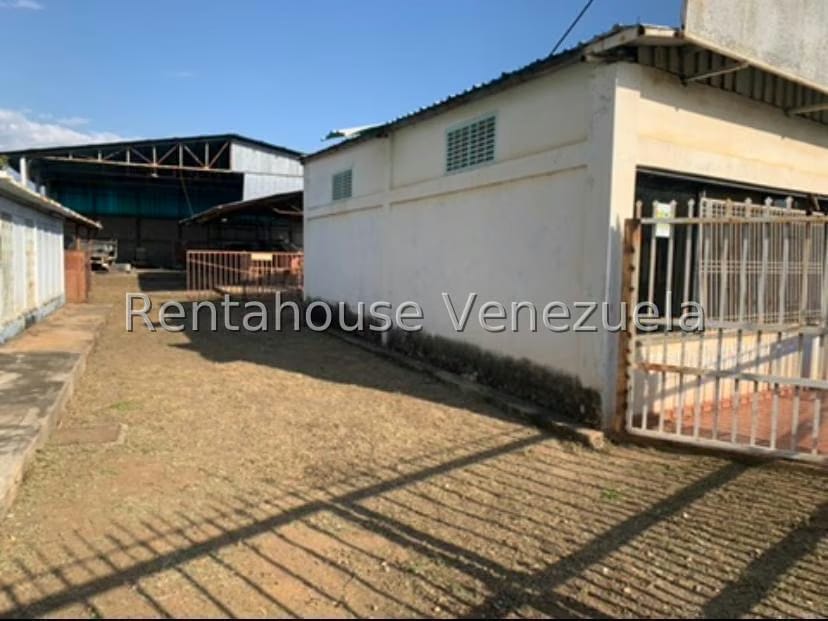 Comercial (Industrial) en Alquiler en Calle 43, Zulia - 19