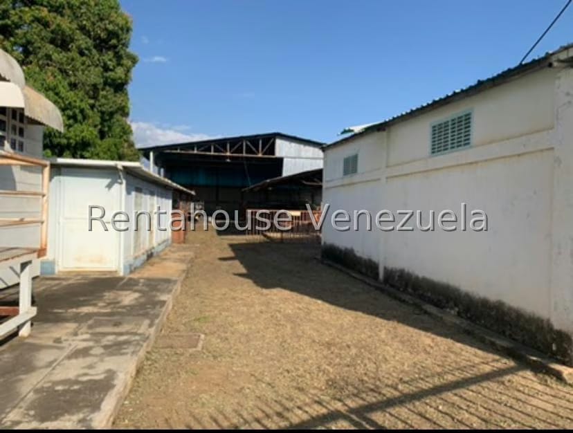 Comercial (Industrial) en Alquiler en Calle 43, Zulia - 20