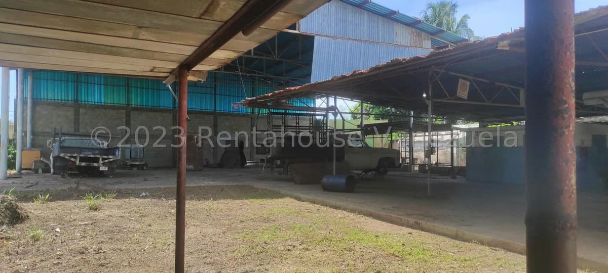 Comercial (Industrial) en Alquiler en Calle 43, Zulia - 5