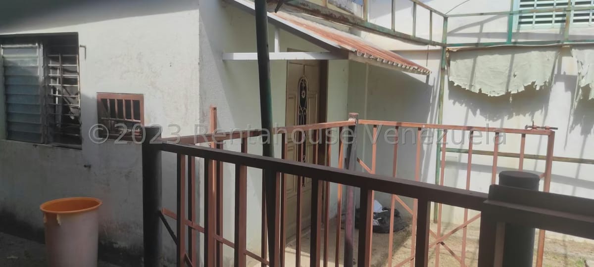 Comercial (Industrial) en Alquiler en Calle 43, Zulia - 7