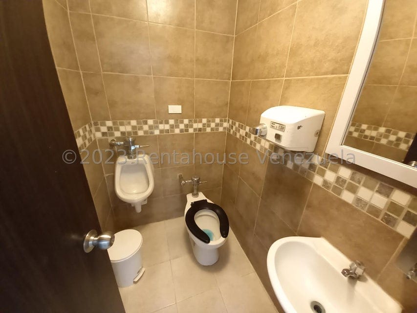 Comercial (Local Comercial) en Alquiler en Los Guayabitos, Carabobo - 14