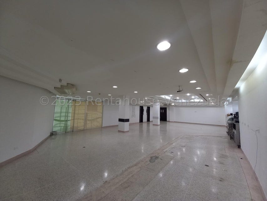Comercial (Local Comercial) en Alquiler en Los Guayabitos, Carabobo - 8