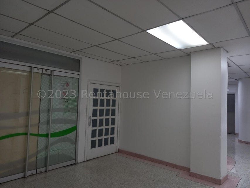 Comercial (Local Comercial) en Alquiler en Los Guayabitos, Carabobo - 16