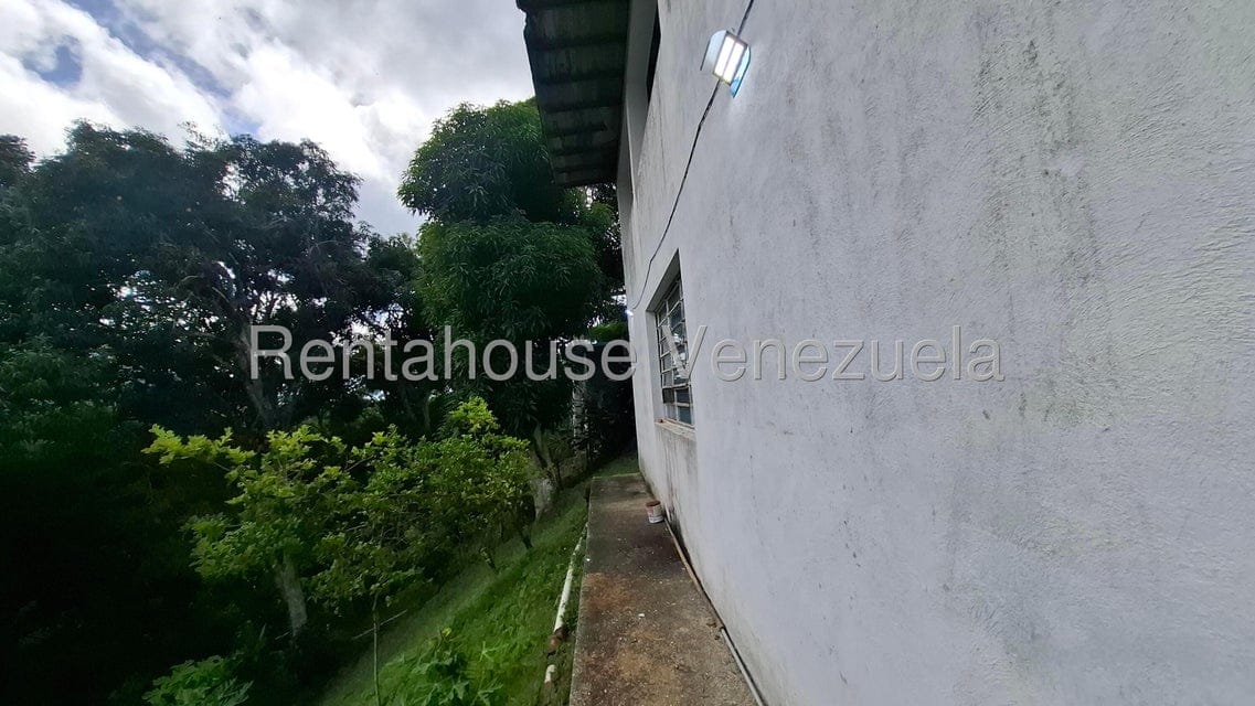 Casa (Casas de Campo) en Venta en Los Anaucos, Miranda - 42