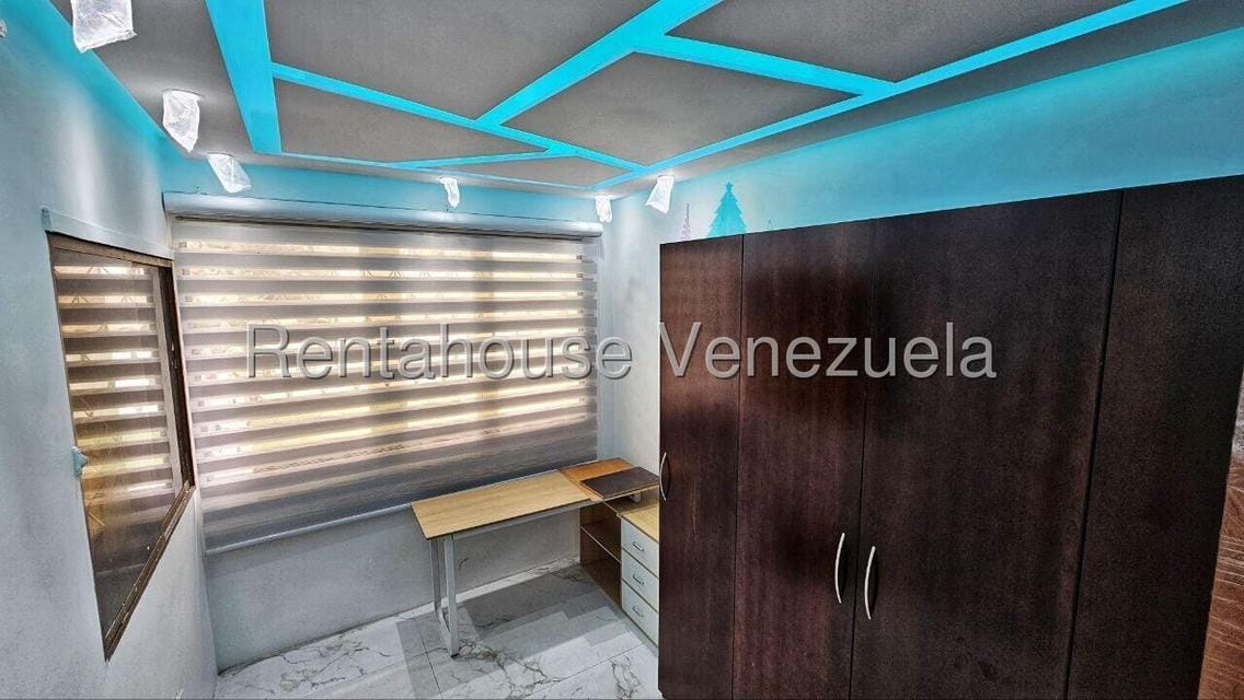 Casa (Multipes Niveles) en Venta en El Paraiso, Distrito Metropolitano - 13