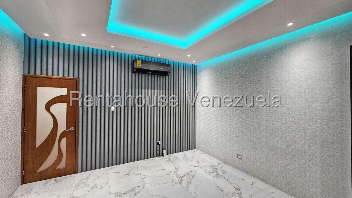 Casa (Multipes Niveles) en Venta en El Paraiso, Distrito Metropolitano - 18