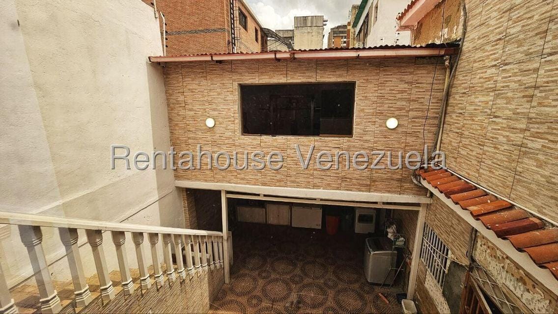 Casa (Multipes Niveles) en Venta en El Paraiso, Distrito Metropolitano - 31