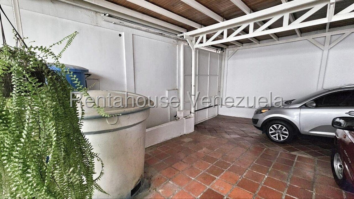 Casa (Multipes Niveles) en Venta en El Paraiso, Distrito Metropolitano - 34