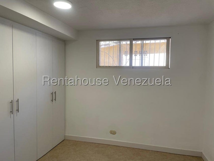 Anexo (1 Nivel) en Alquiler en Macaracuay, Distrito Metropolitano - 13