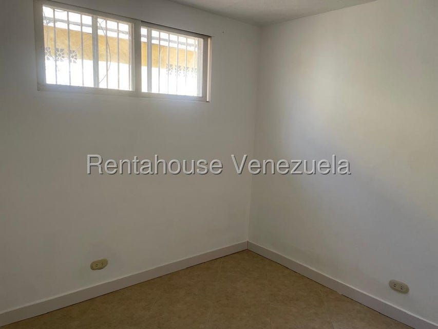 Anexo (1 Nivel) en Alquiler en Macaracuay, Distrito Metropolitano - 14